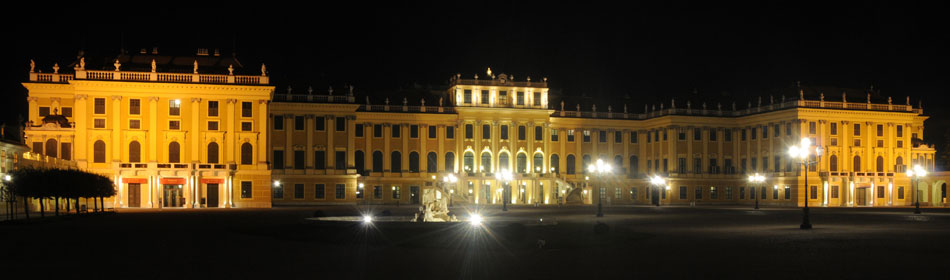 Schönbrunn Palace at night