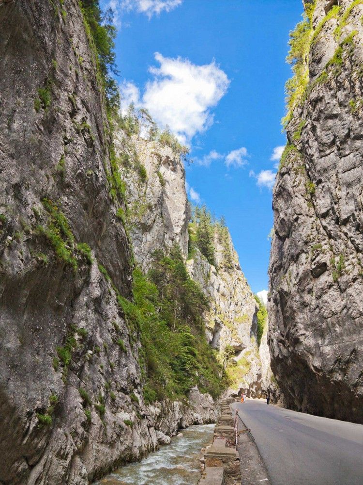 Cheile Bicazului (Bicaz Gorges)