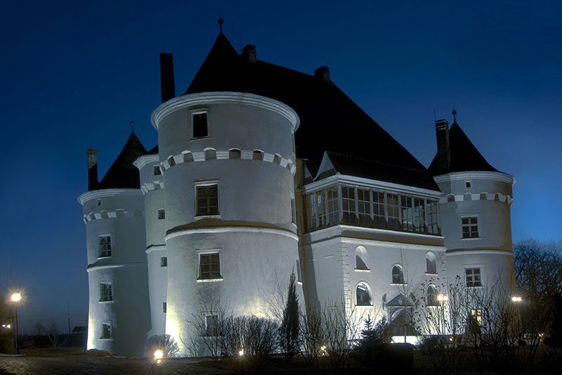 Jidvei Castle