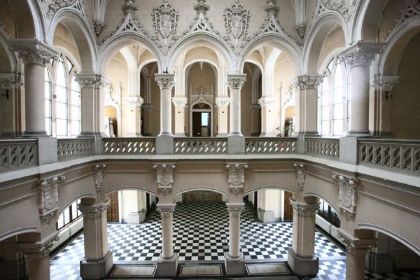 palace of culture hall