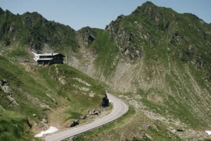 SelfDrive Tours in Romania — Rolandia